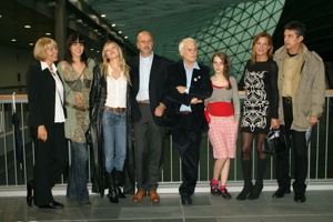 Cast_1